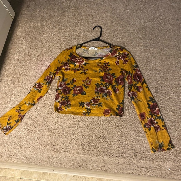 Burnt Orange Long Sleeve Crop-Top with Red Roses - Picture 2 of 3